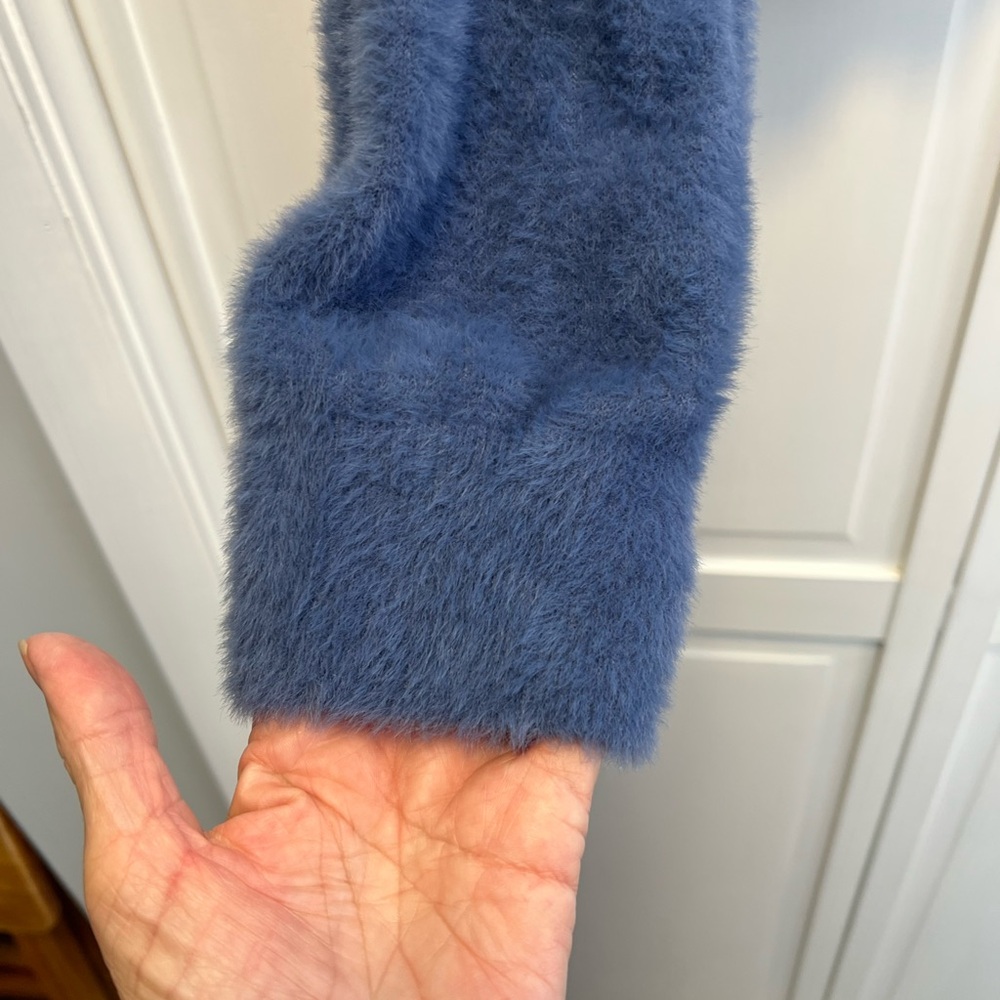 Aerie Fuzzy Cropped Cardigan Sweater Size Women’s Large Color Blue - Picture 4 of 10